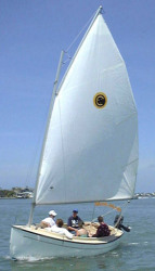 2012 - Com-Pac Yachts - Com-Pac Sun Cat Daysailer