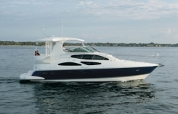 2012 - Cruisers Yachts - 455 Express Motoryacht