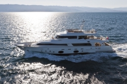 2012 - Custom Line Yachts - Navetta 33 Crescendo