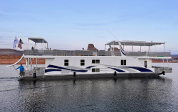 2022 78'x18' Trifecta Houseboat 