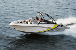 2021 - Glastron Boats - GTS 225