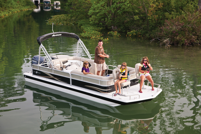 Research 2015 - Hurricane Deck Boats - FunDeck FD 226 F OB on iboats.com