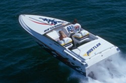 2016 - Hustler Powerboats - 266 Classic