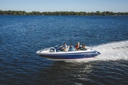 2019 - Larson Boats - LX 195 IO