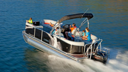 2016 - Lowe Boats - Xtreme 210