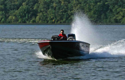 2017 - Lund Boats - 2000 Sport Angler