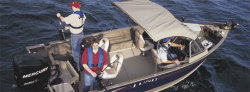 Lund Boats 2000 Sport Angler Utility Boat