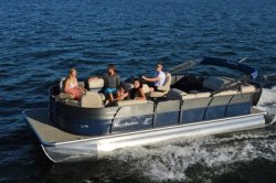 2017 - Misty Harbor Boats - Biscayne Bay 2585BF