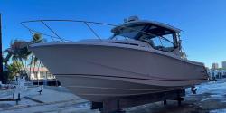 2020 Boston Whaler 325 Conquest Riviera Beach FL
