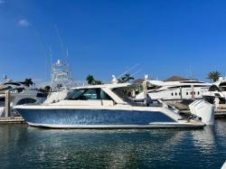 2023 Tiara Yachts 48 LS Lantana FL