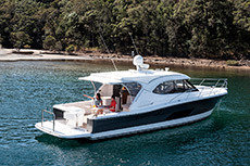2017- Riviera Boats - 445 SUV