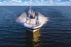 2017 - Robalo Boats - 226 Cayman