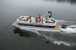 2014 - Sun Chaser Boats - 8524 Lounger DH