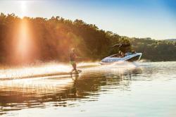 2019 - Tahoe Boats - 700 Limited