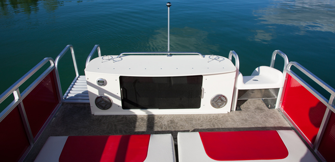 Research 2015 - Tahoe Pontoons - Sierra Funship 27- on iboats.com