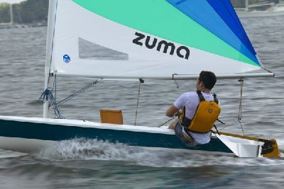 vanguard zuma sailboat review