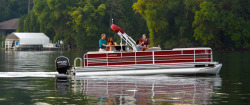 2015 - Weeres Pontoon Boats - Legacy Tiki Bar 240