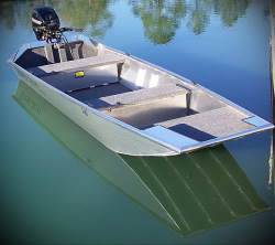 2015 - Xtreme Boats - River Skiff 1654 SC Boat
